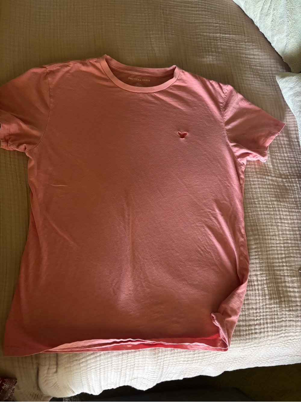 American Eagle classic men’s tee